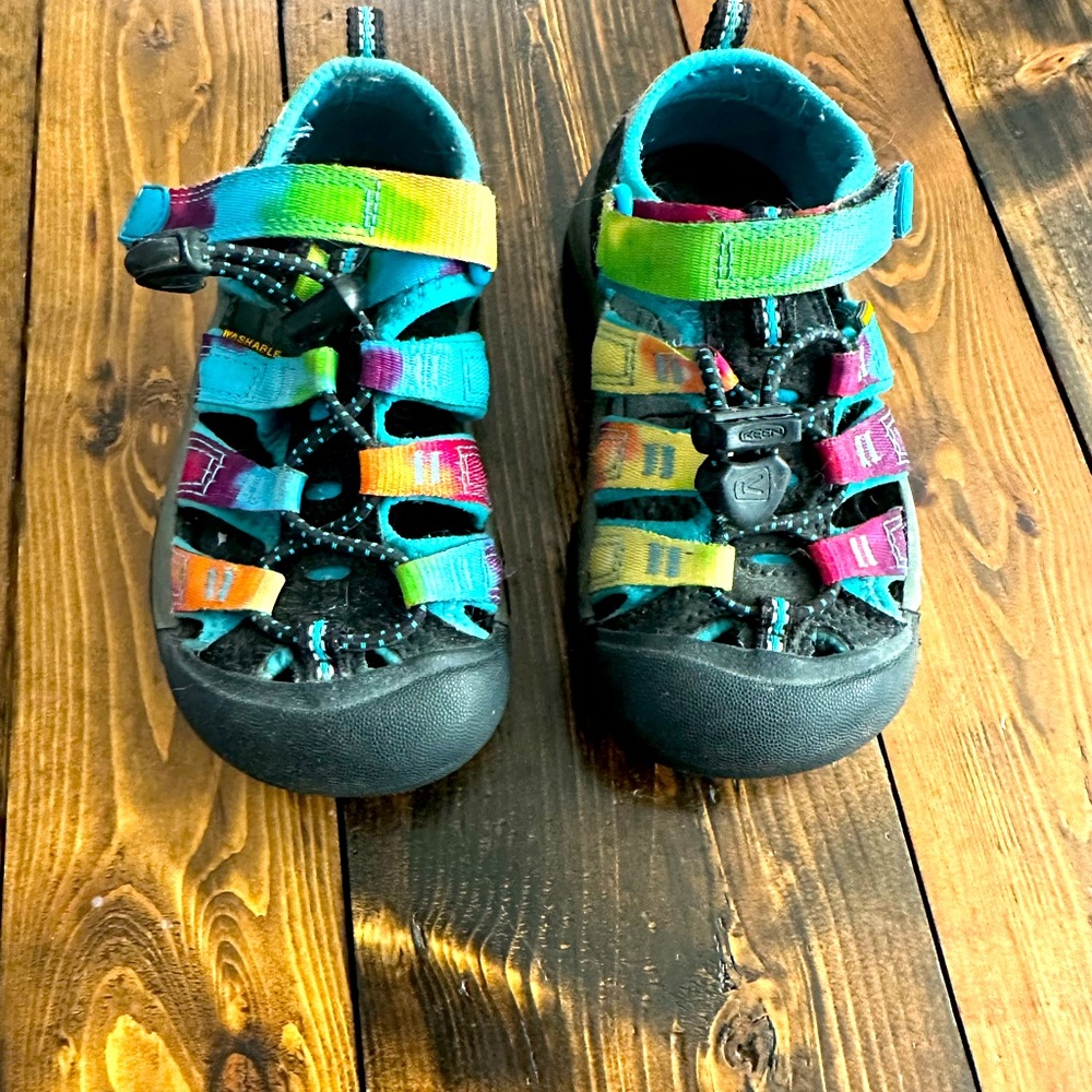 Keen kids shoe